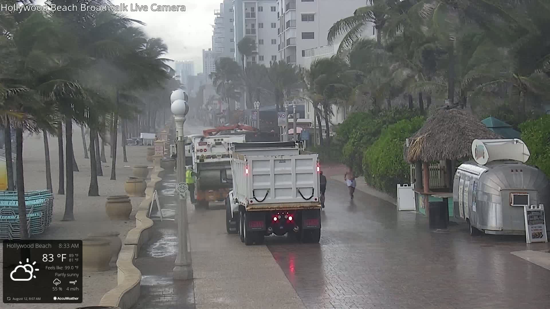 Hollywood Beach / Broadwalk & Atlantic Live Cam - Holywood, Broward, Florida, USA