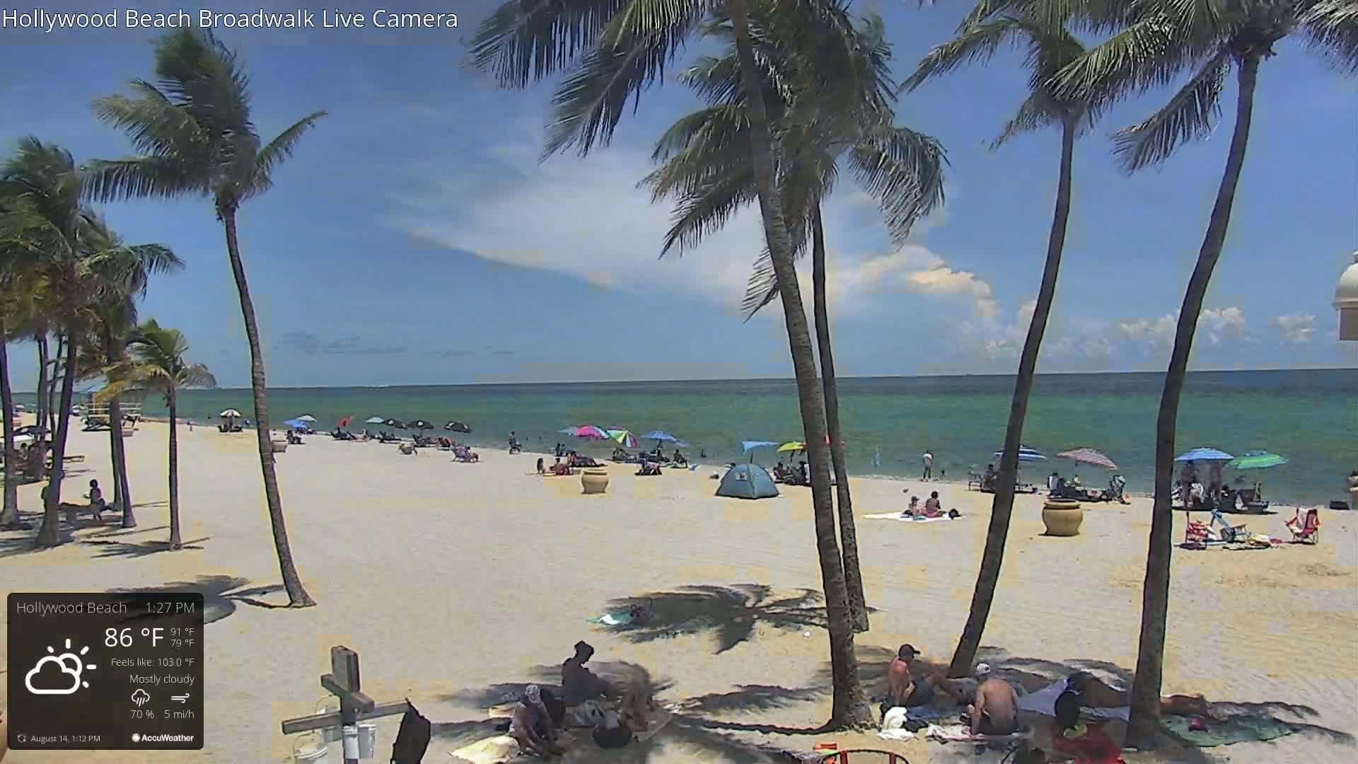 Hollywood Beach / Broadwalk & Atlantic Live Cam - Holywood, Broward, Florida, USA