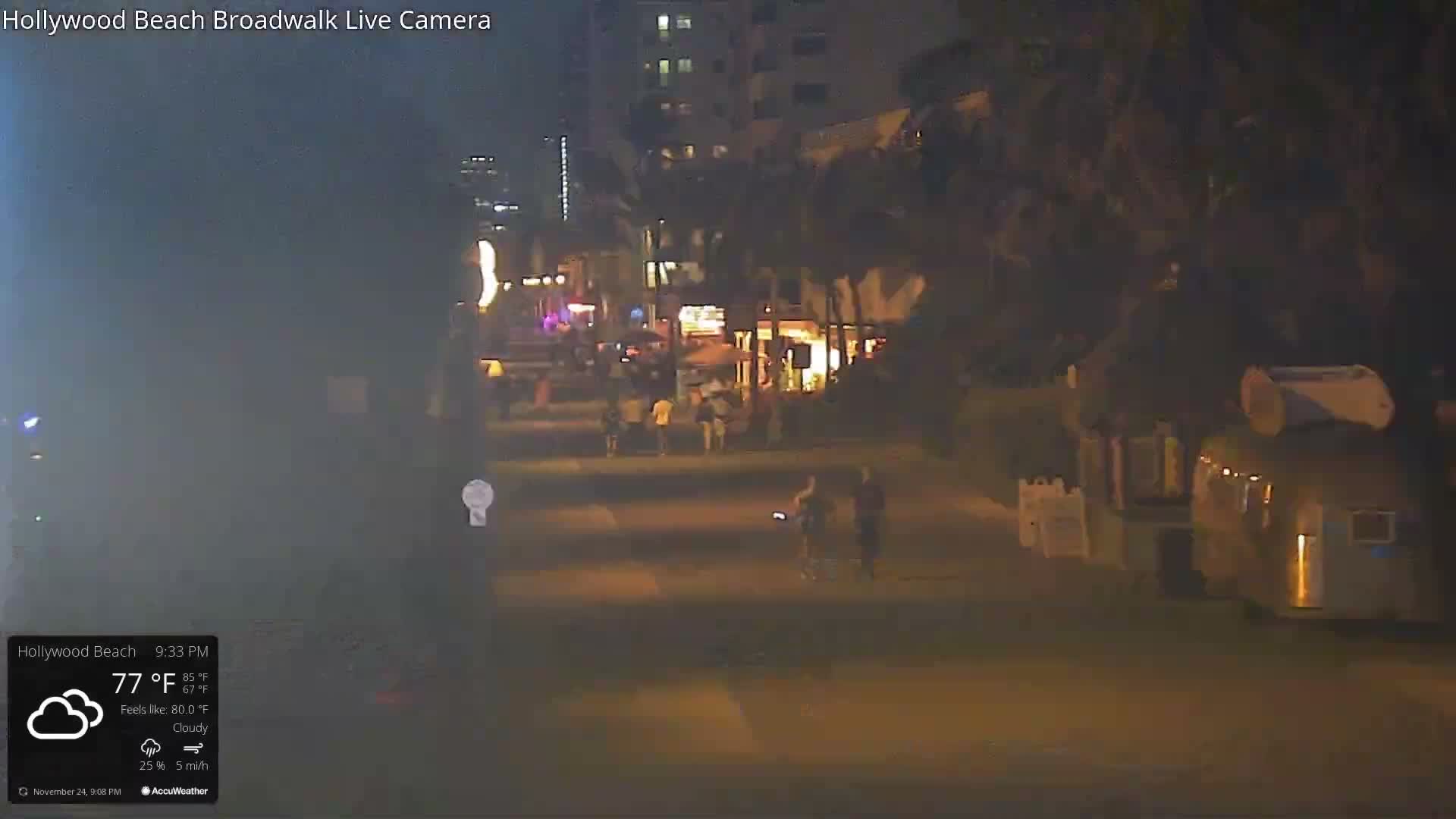 Hollywood Beach / Broadwalk & Atlantic Live Cam - Holywood, Broward, Florida, USA