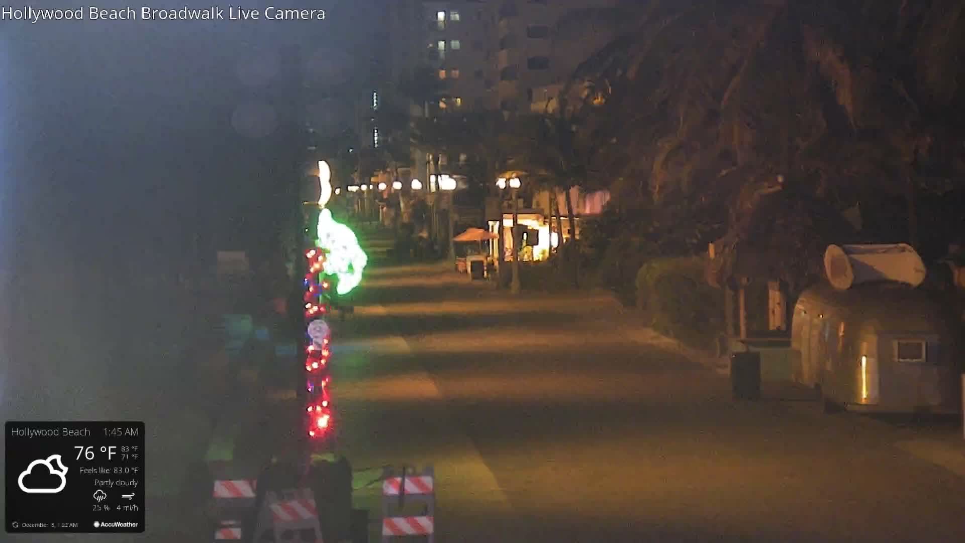Hollywood Beach / Broadwalk & Atlantic Live Cam - Holywood, Broward, Florida, USA