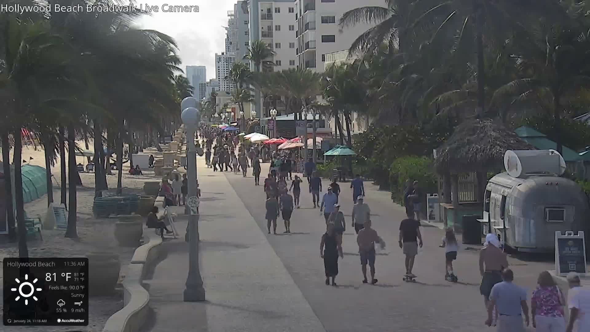 Hollywood Beach / Broadwalk & Atlantic Live Cam - Holywood, Broward, Florida, USA