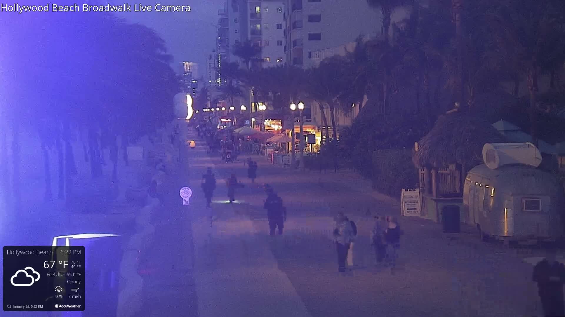Hollywood Beach / Broadwalk & Atlantic Live Cam - Holywood, Broward, Florida, USA