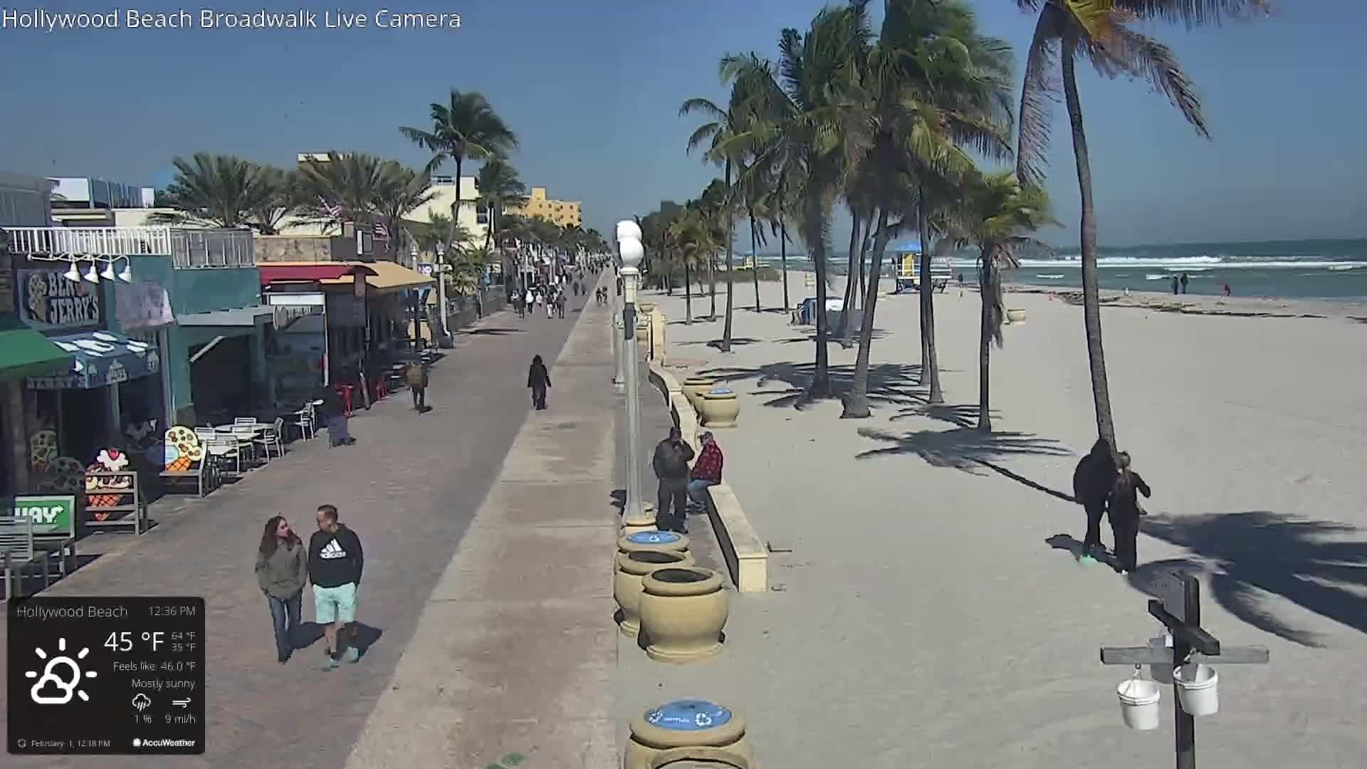 Hollywood Beach / Broadwalk & Atlantic Live Cam - Holywood, Broward, Florida, USA