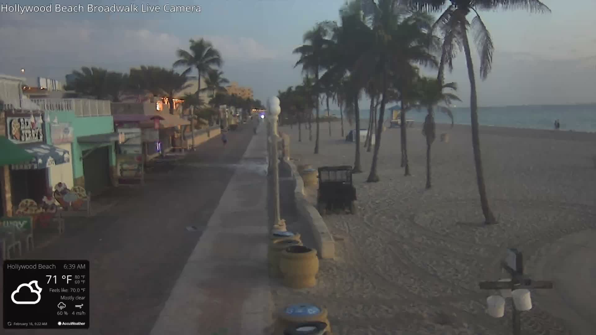 Hollywood Beach / Broadwalk & Atlantic Live Cam - Holywood, Broward, Florida, USA