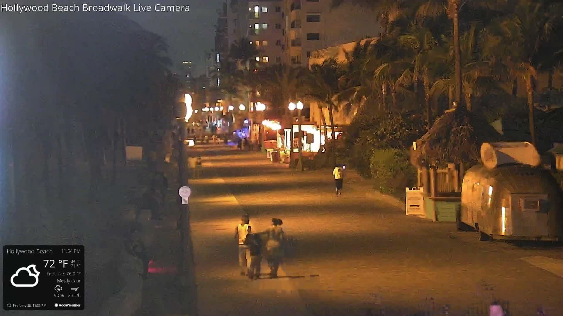 Hollywood Beach / Broadwalk & Atlantic Live Cam - Holywood, Broward, Florida, USA