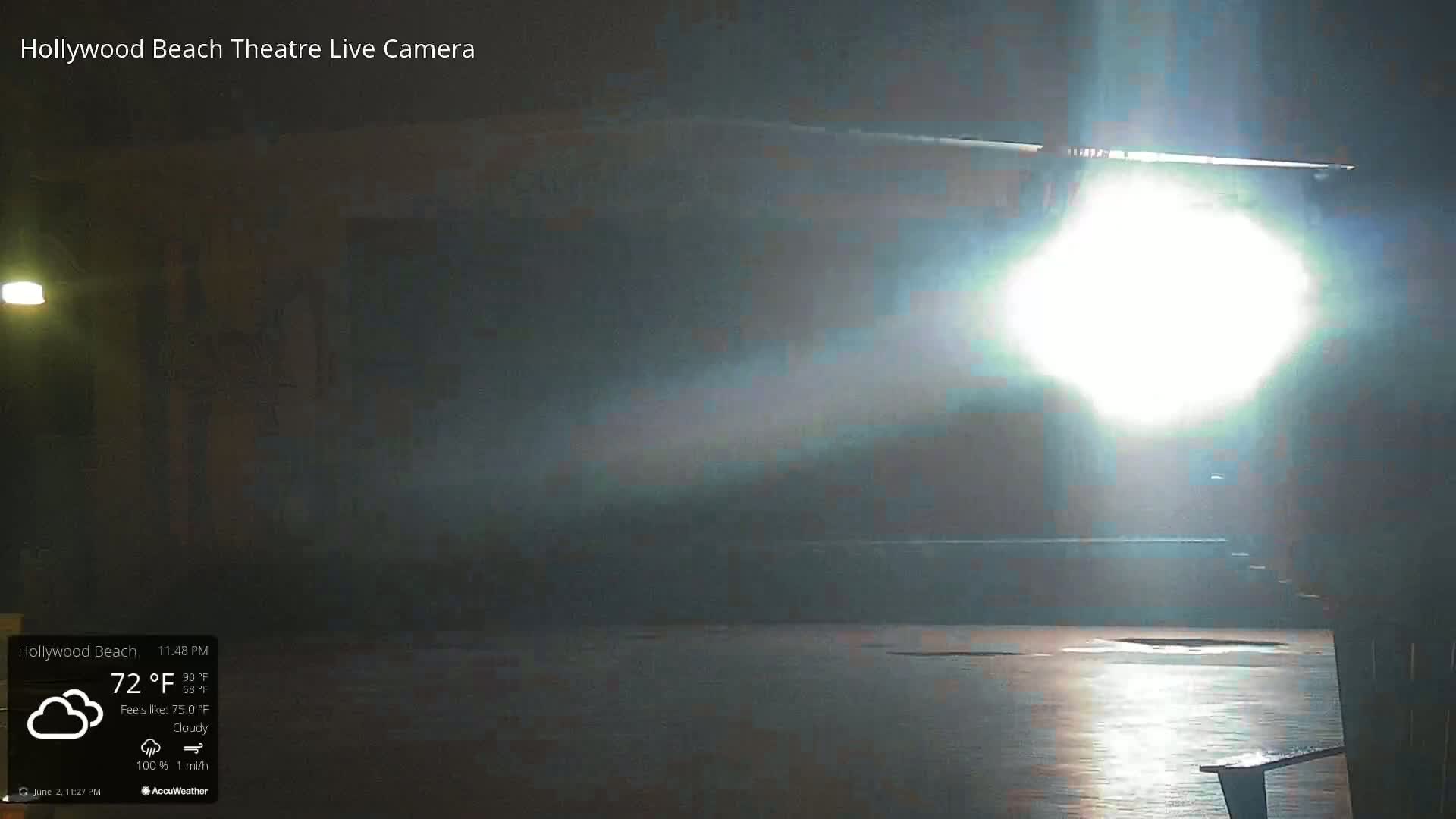 Hollywood Beach Theatre & Big Chairs Square Live Cam - Holywood, Broward, Florida, USA