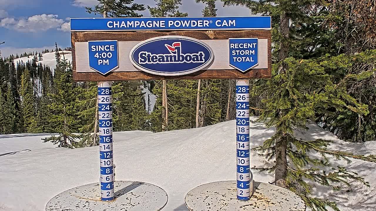 Steamboat Springs Sunshine Peak & Champagne Powder Live Cam - Steamboat Springs, Routt County, Colorado, USA