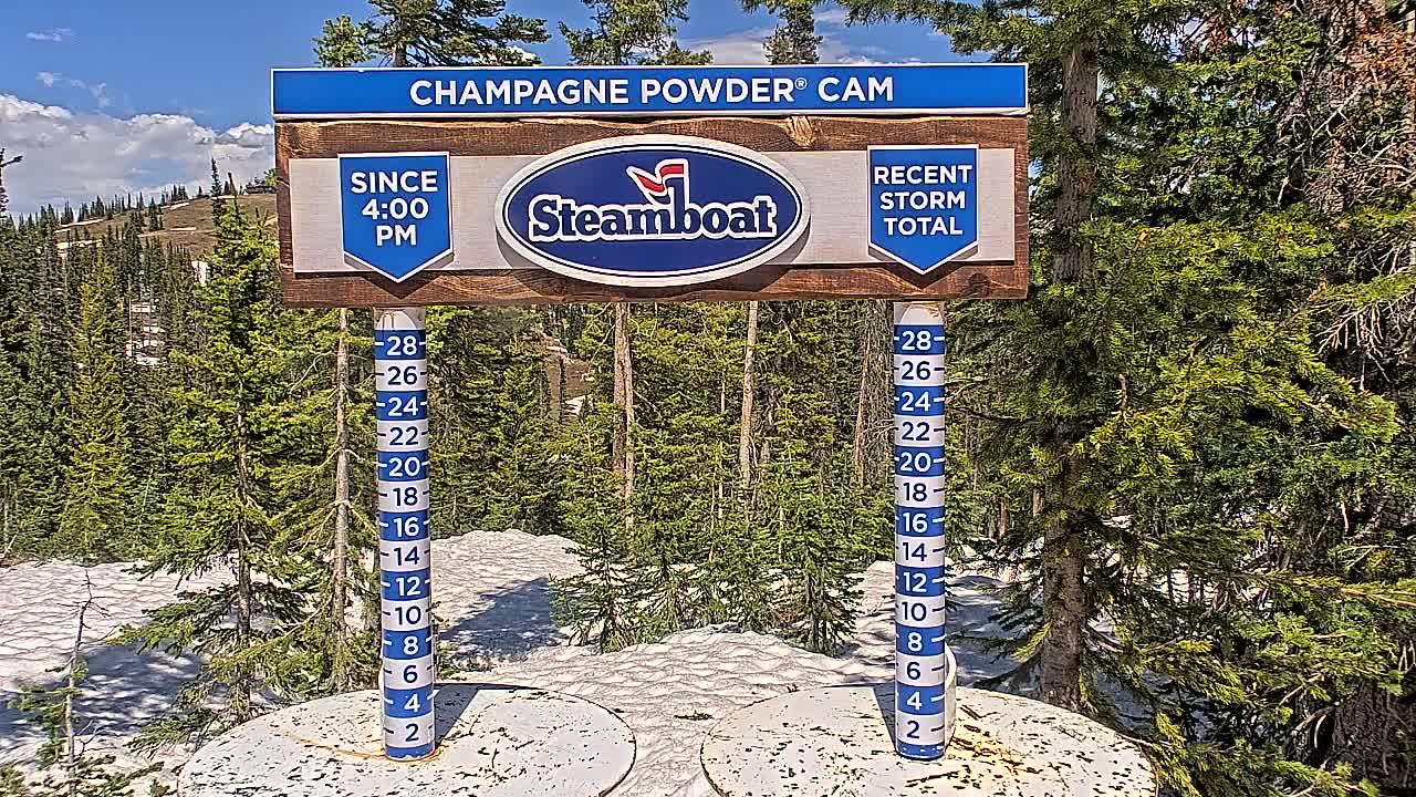 Steamboat Springs Sunshine Peak & Champagne Powder Live Cam - Steamboat Springs, Routt County, Colorado, USA
