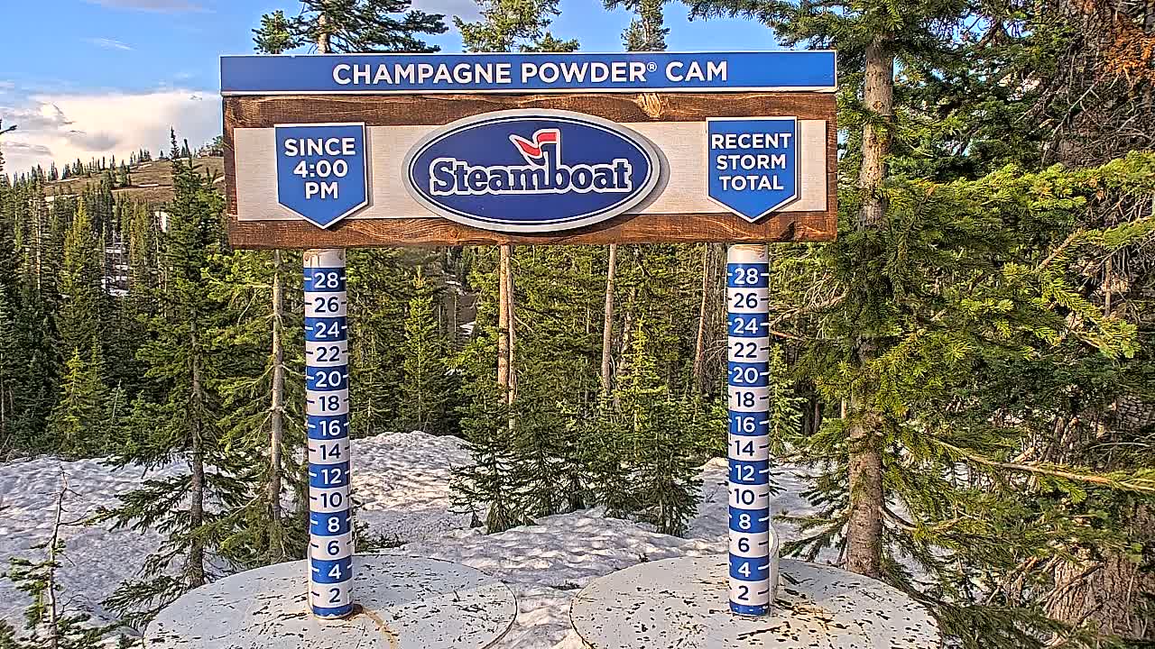 Steamboat Springs Sunshine Peak & Champagne Powder Live Cam - Steamboat Springs, Routt County, Colorado, USA