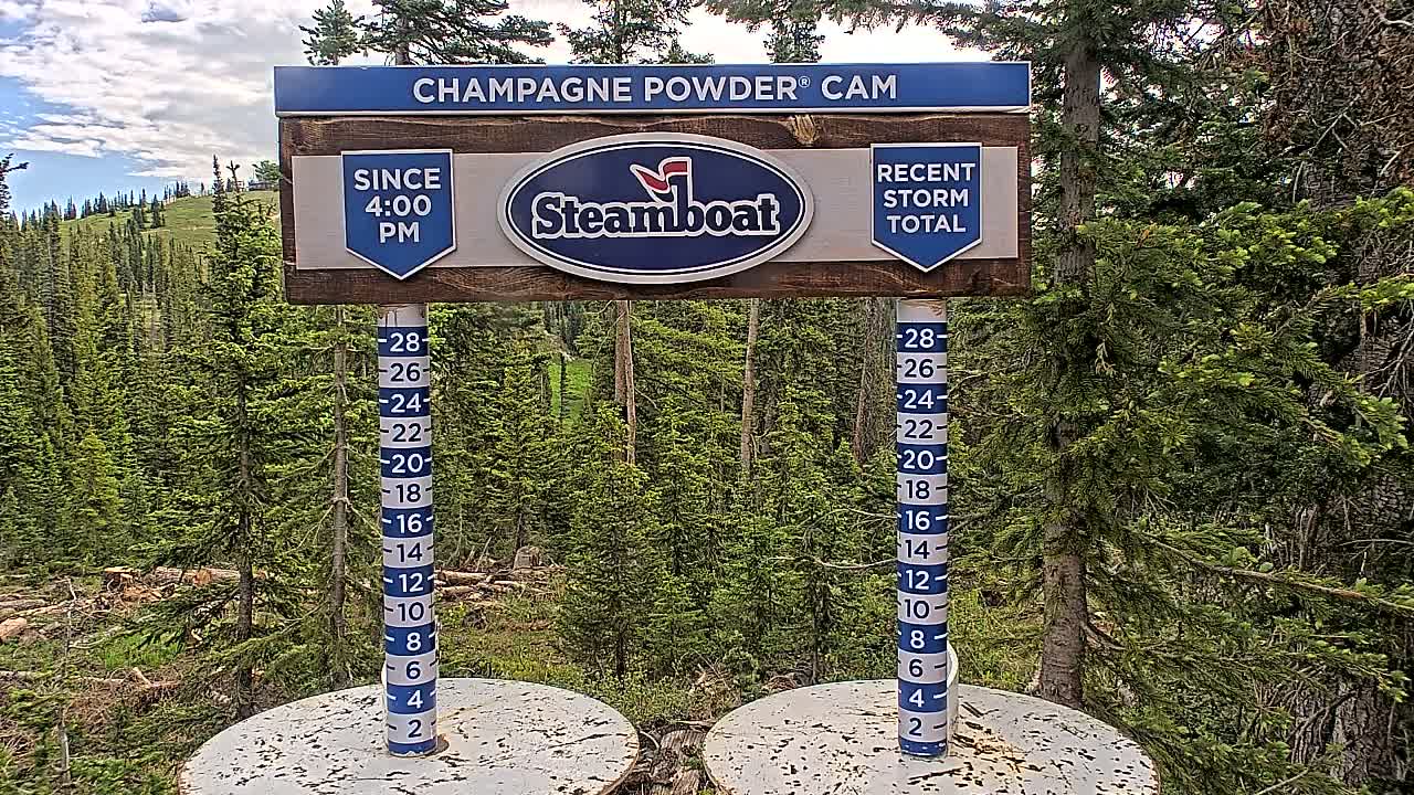 Steamboat Springs Sunshine Peak & Champagne Powder Live Cam - Steamboat Springs, Routt County, Colorado, USA