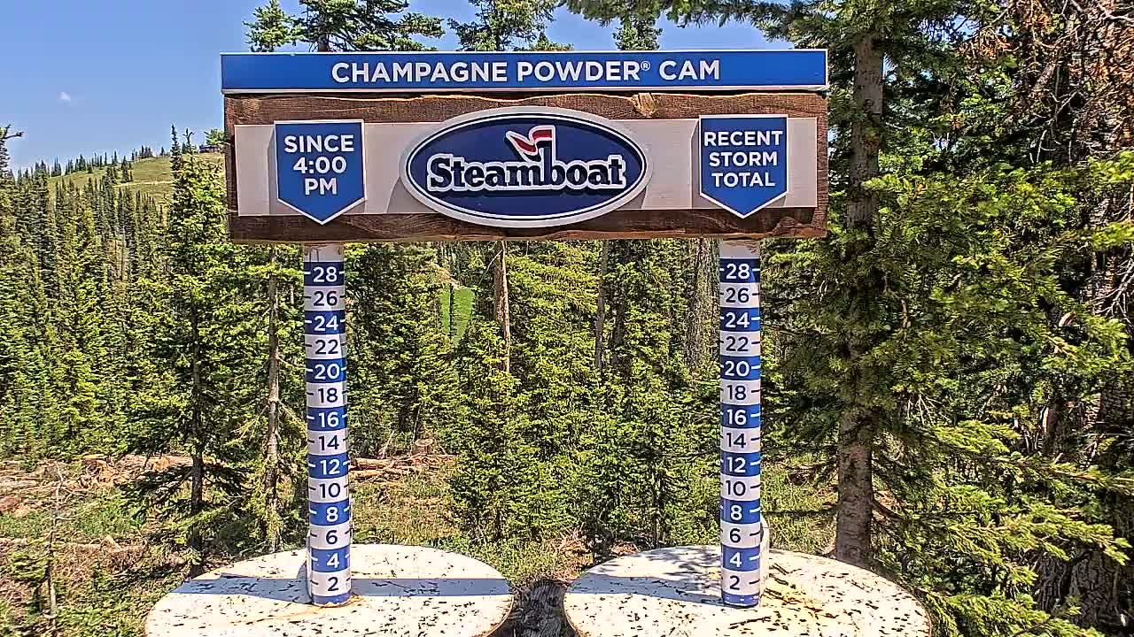 Steamboat Springs Sunshine Peak & Champagne Powder Live Cam - Steamboat Springs, Routt County, Colorado, USA