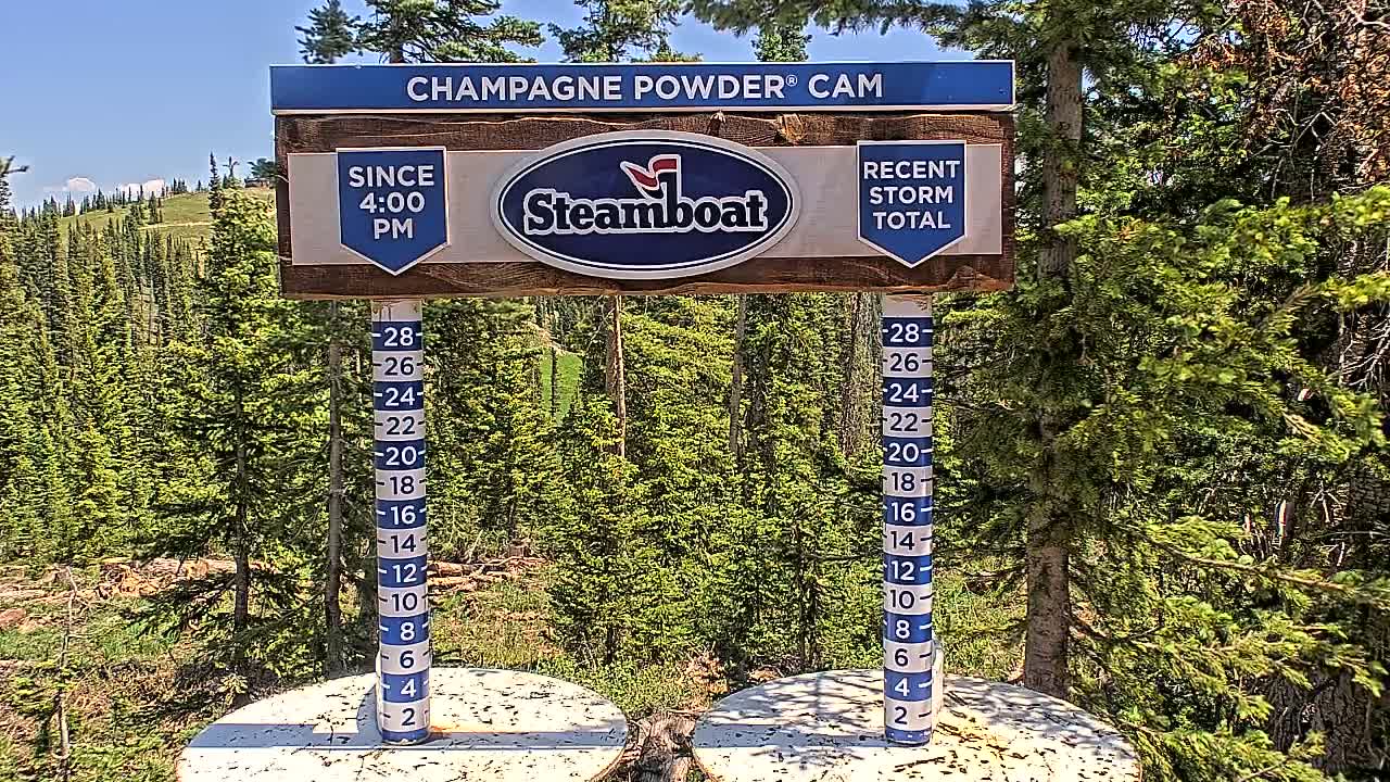 Steamboat Springs Sunshine Peak & Champagne Powder Live Cam - Steamboat Springs, Routt County, Colorado, USA