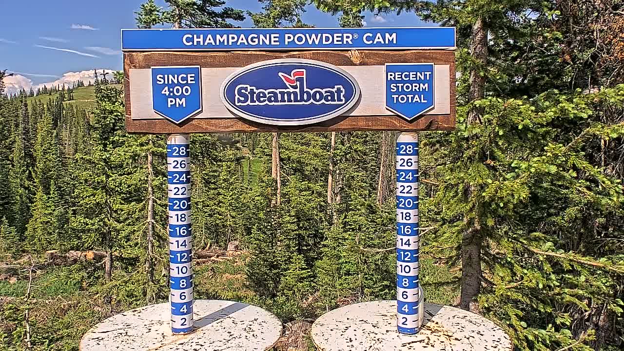Steamboat Springs Sunshine Peak & Champagne Powder Live Cam - Steamboat Springs, Routt County, Colorado, USA