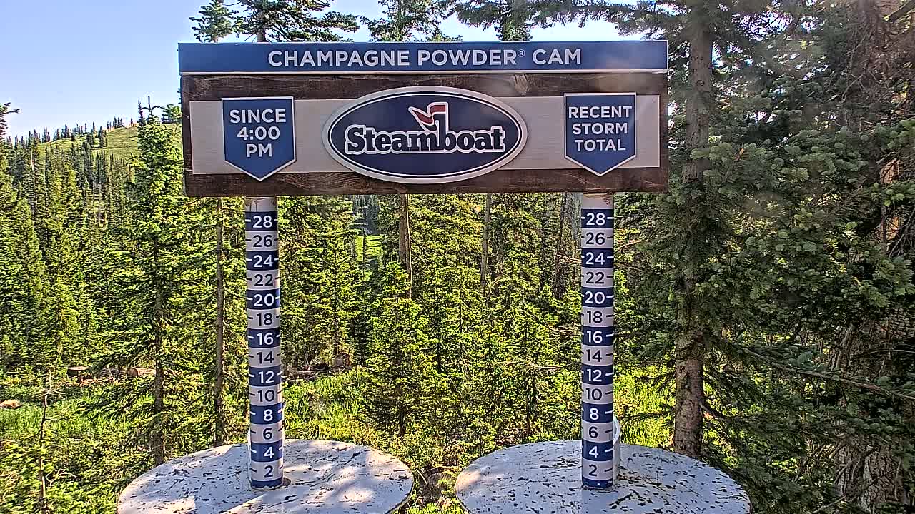 Steamboat Springs Sunshine Peak & Champagne Powder Live Cam - Steamboat Springs, Routt County, Colorado, USA
