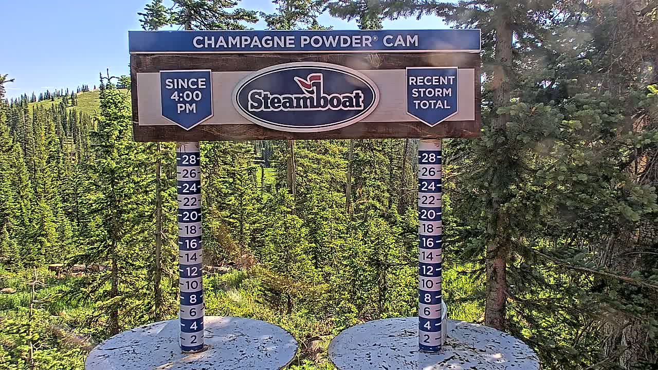 Steamboat Springs Sunshine Peak & Champagne Powder Live Cam - Steamboat Springs, Routt County, Colorado, USA