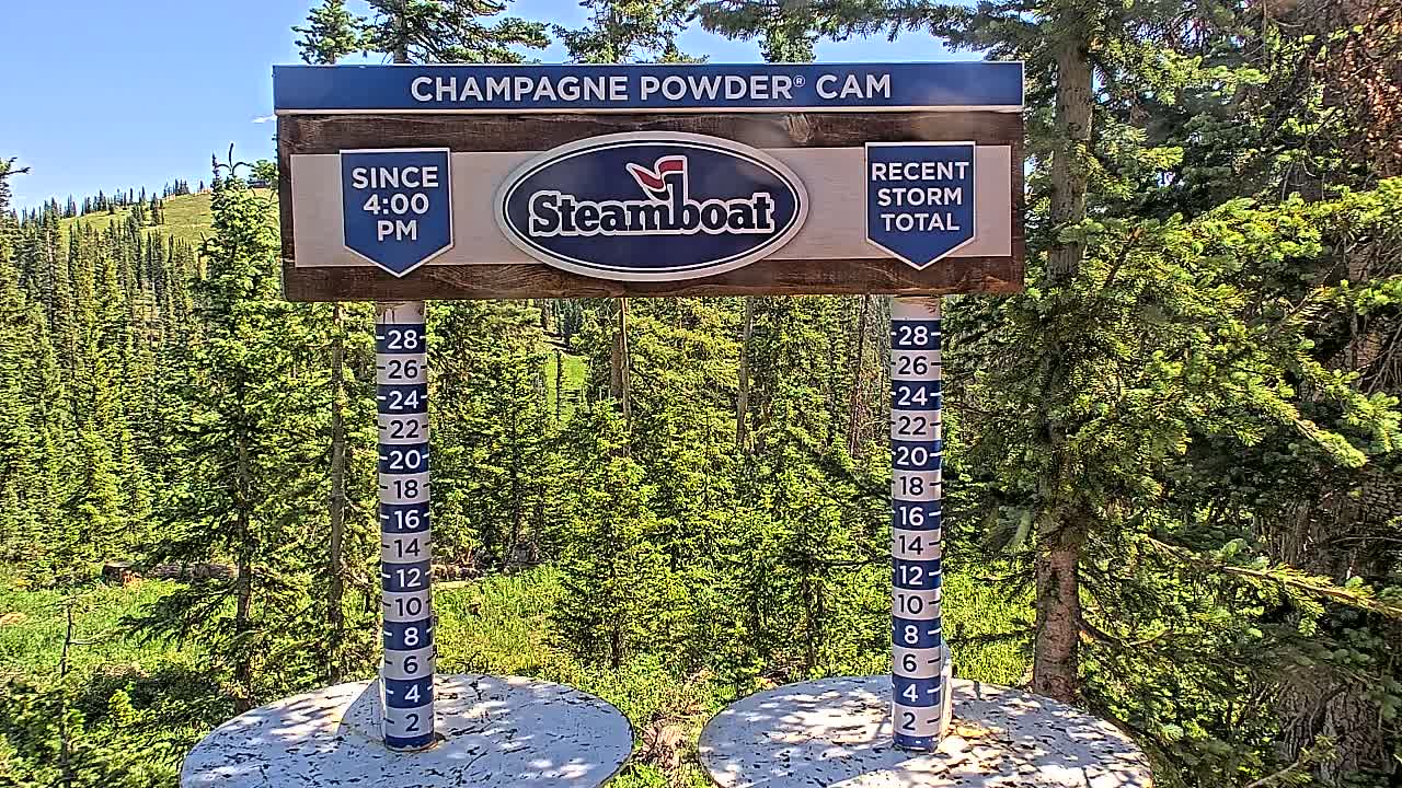 Steamboat Springs Sunshine Peak & Champagne Powder Live Cam - Steamboat Springs, Routt County, Colorado, USA