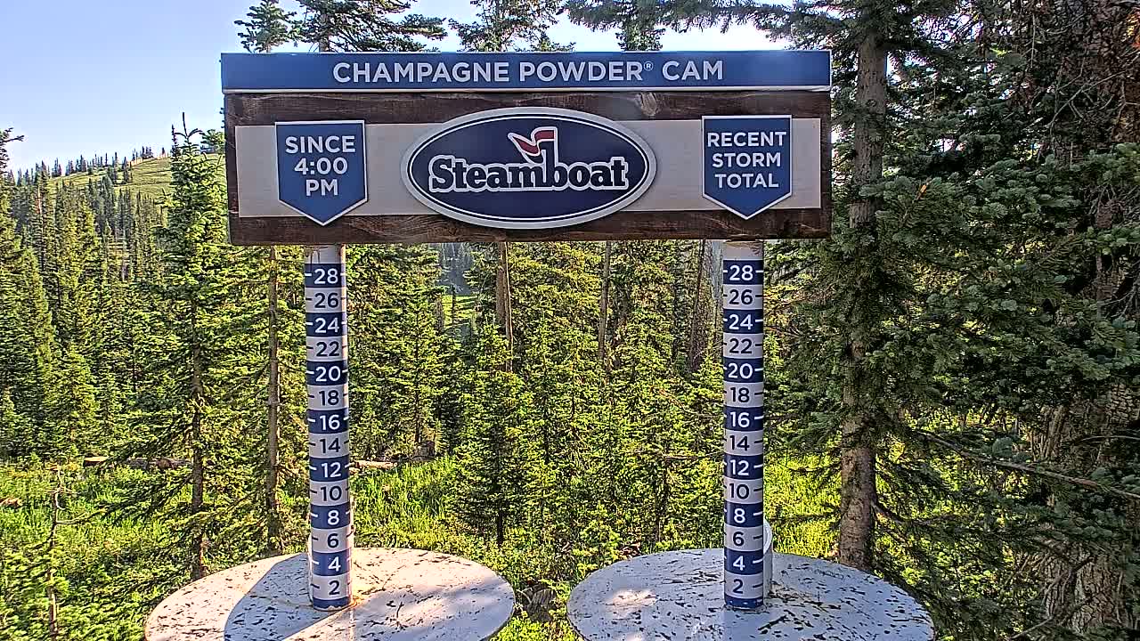 Steamboat Springs Sunshine Peak & Champagne Powder Live Cam - Steamboat Springs, Routt County, Colorado, USA