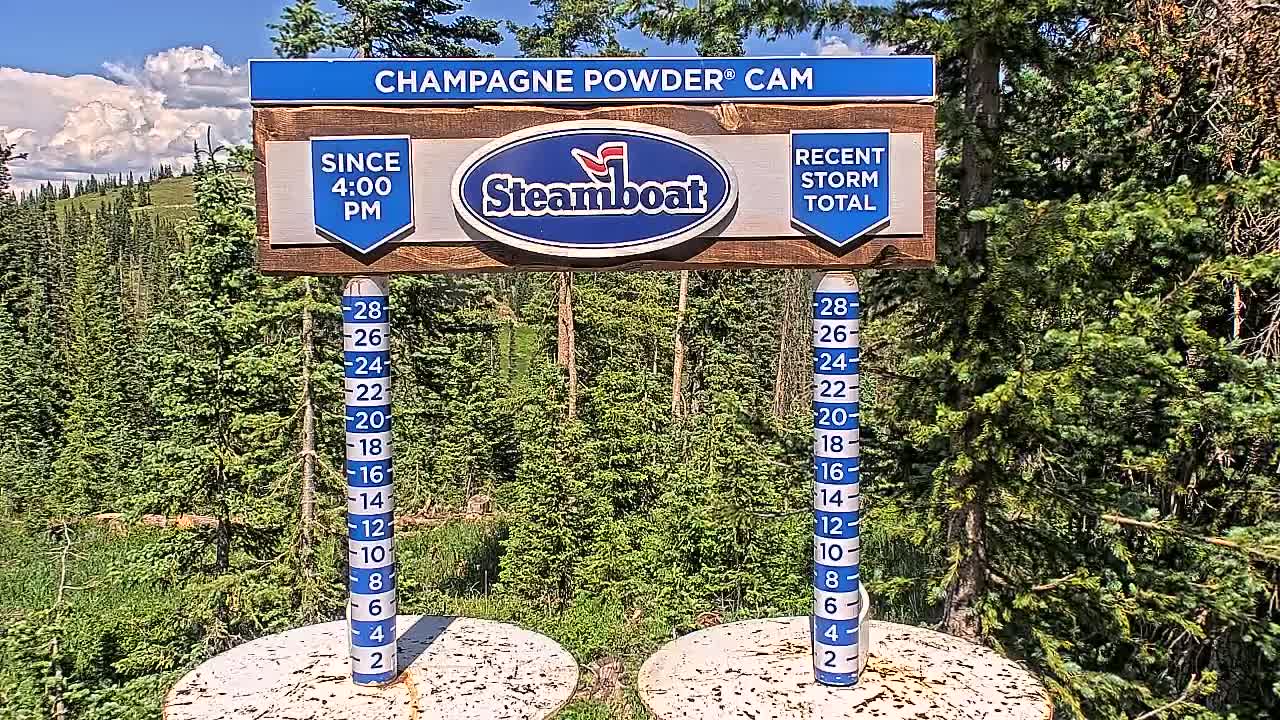 Steamboat Springs Sunshine Peak & Champagne Powder Live Cam - Steamboat Springs, Routt County, Colorado, USA