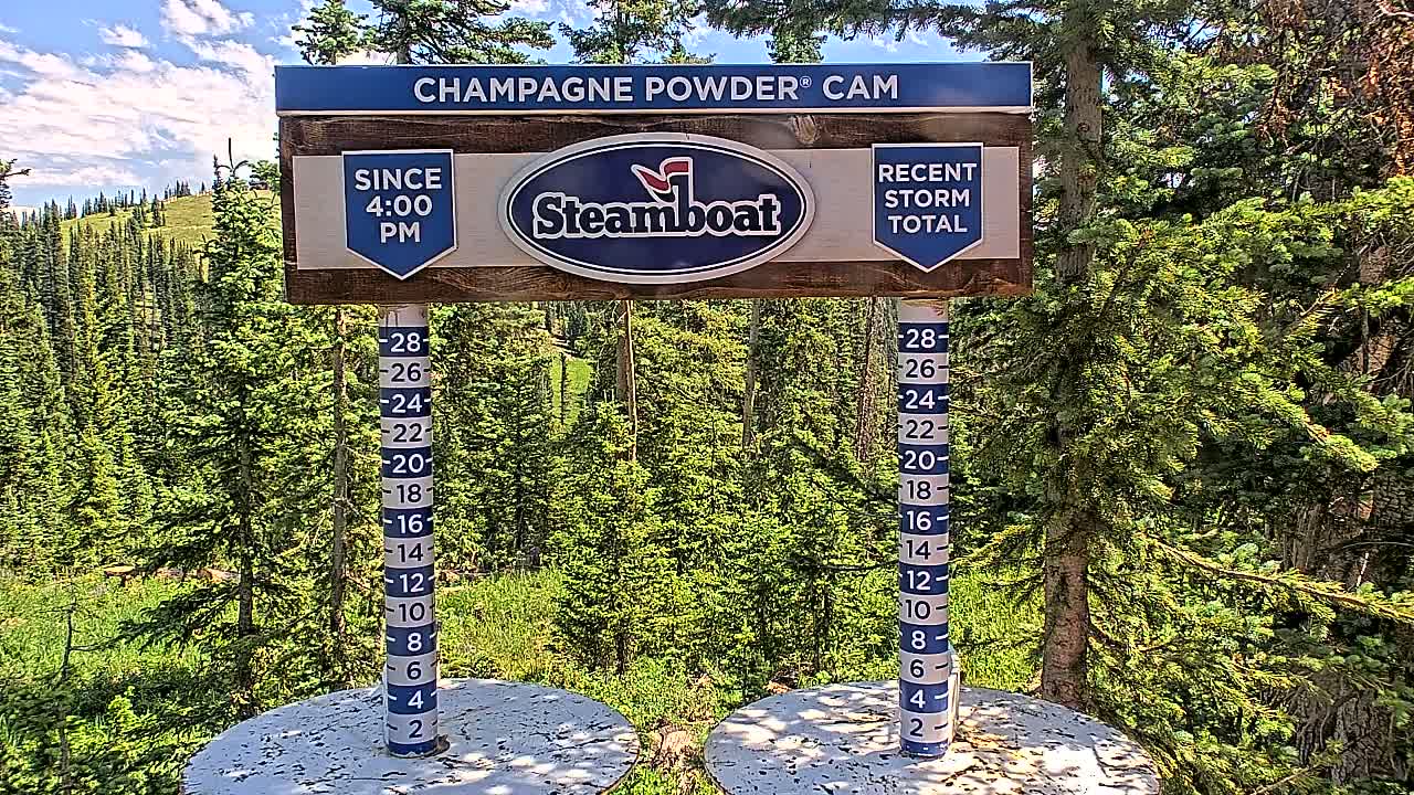 Steamboat Springs Sunshine Peak & Champagne Powder Live Cam - Steamboat Springs, Routt County, Colorado, USA