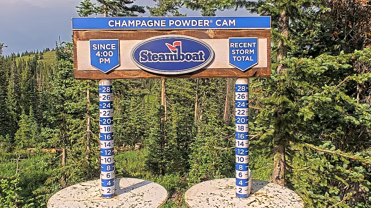 Steamboat Springs Sunshine Peak & Champagne Powder Live Cam - Steamboat Springs, Routt County, Colorado, USA