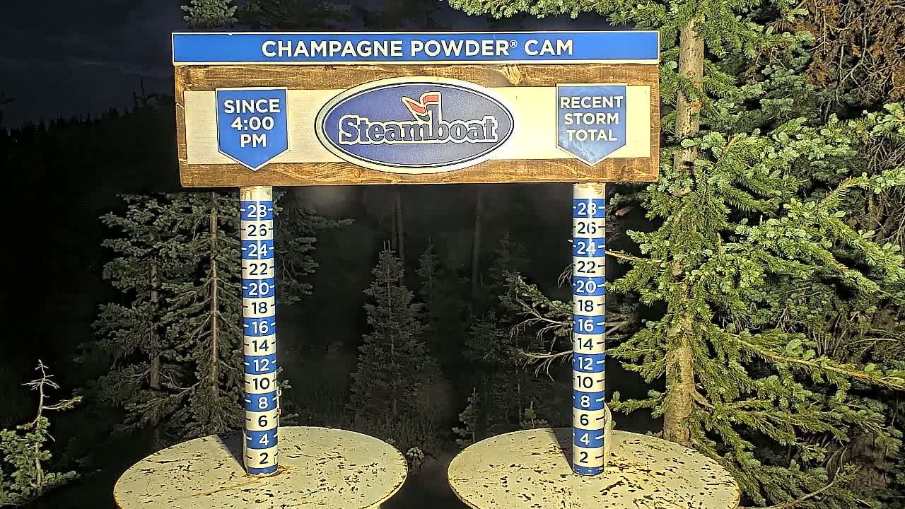 Steamboat Springs Sunshine Peak & Champagne Powder Live Cam - Steamboat Springs, Routt County, Colorado, USA