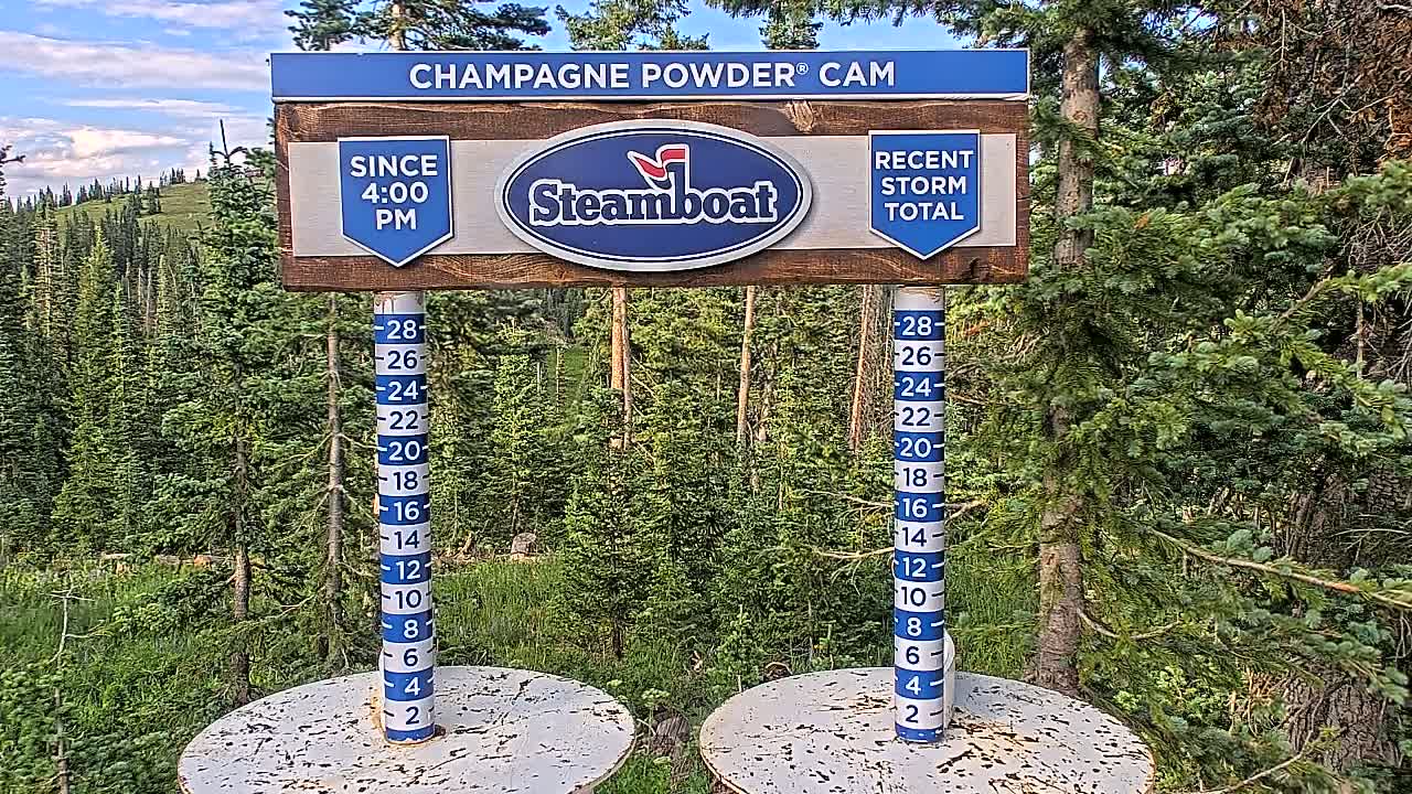 Steamboat Springs Sunshine Peak & Champagne Powder Live Cam - Steamboat Springs, Routt County, Colorado, USA