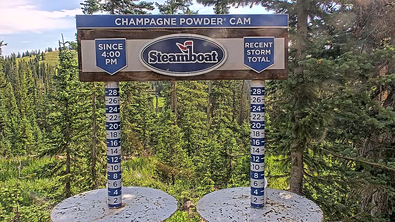 Steamboat Springs Sunshine Peak & Champagne Powder Live Cam - Steamboat Springs, Routt County, Colorado, USA