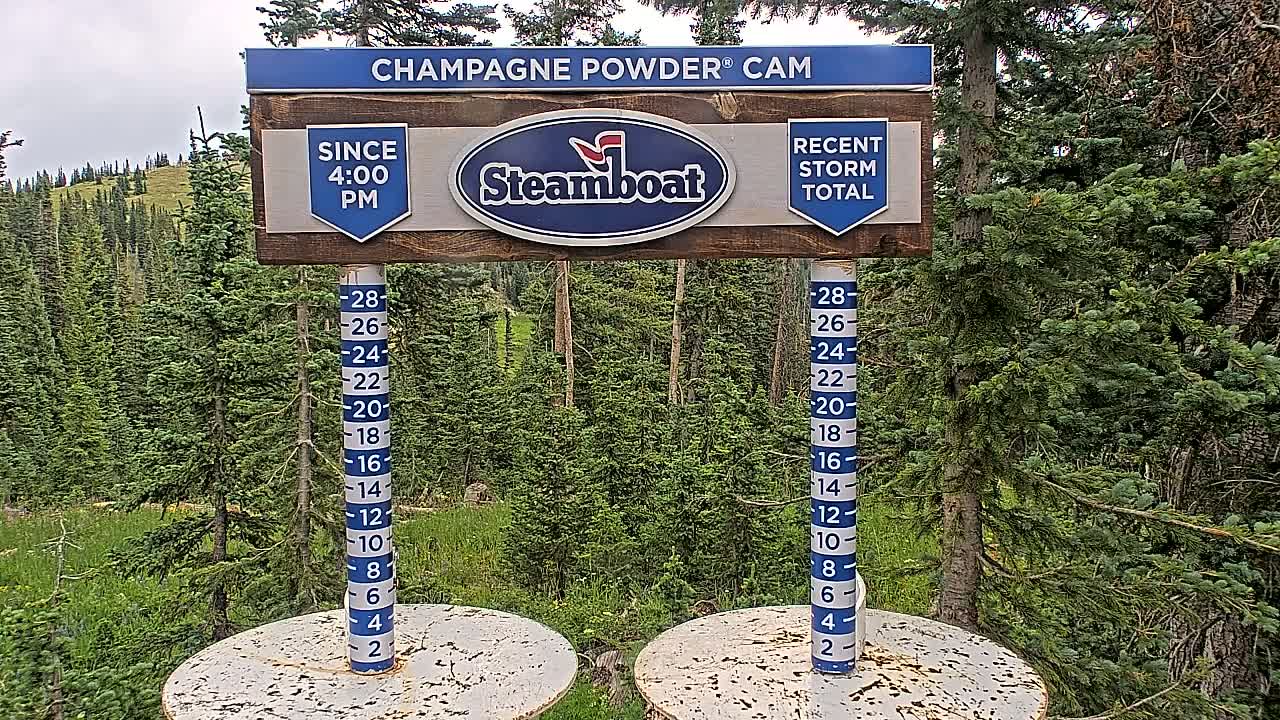 Steamboat Springs Sunshine Peak & Champagne Powder Live Cam - Steamboat Springs, Routt County, Colorado, USA