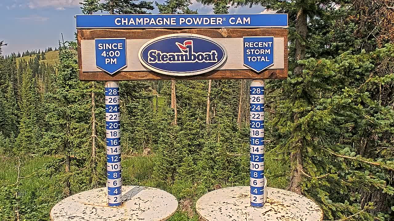 Steamboat Springs Sunshine Peak & Champagne Powder Live Cam - Steamboat Springs, Routt County, Colorado, USA