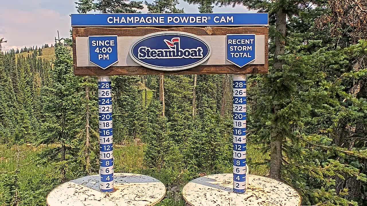 Steamboat Springs Sunshine Peak & Champagne Powder Live Cam - Steamboat Springs, Routt County, Colorado, USA