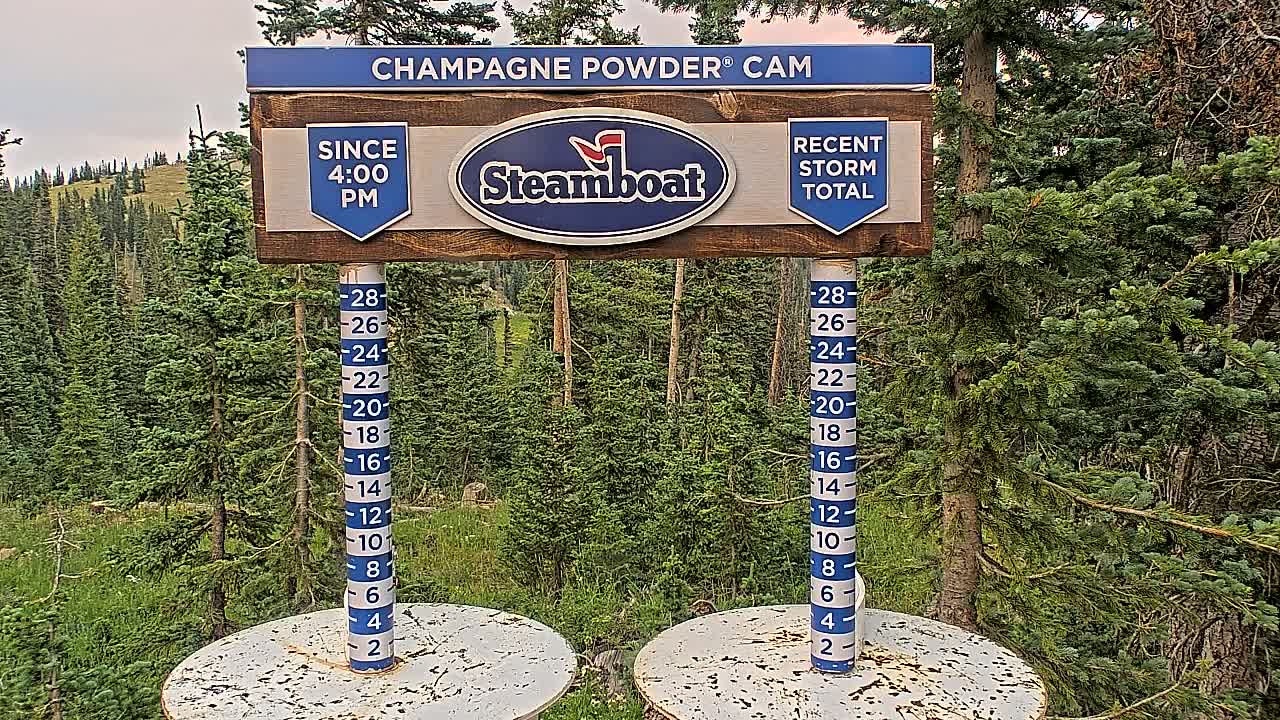 Steamboat Springs Sunshine Peak & Champagne Powder Live Cam - Steamboat Springs, Routt County, Colorado, USA