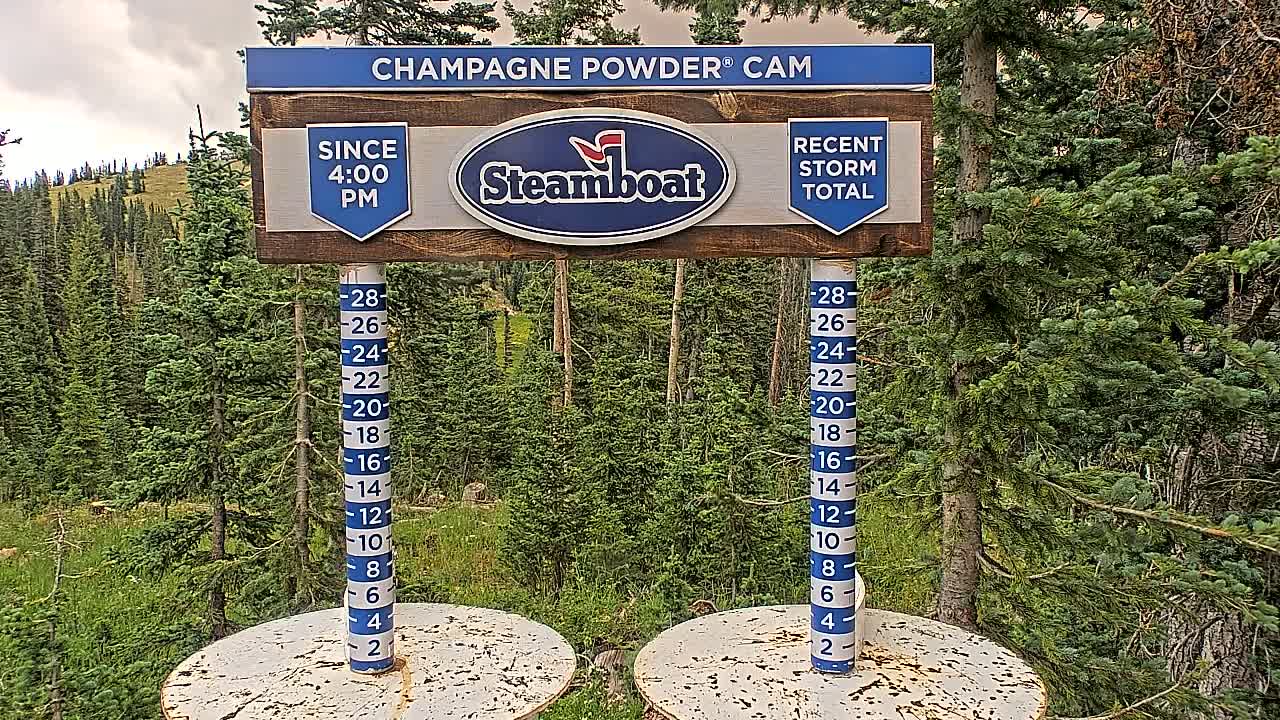 Steamboat Springs Sunshine Peak & Champagne Powder Live Cam - Steamboat Springs, Routt County, Colorado, USA