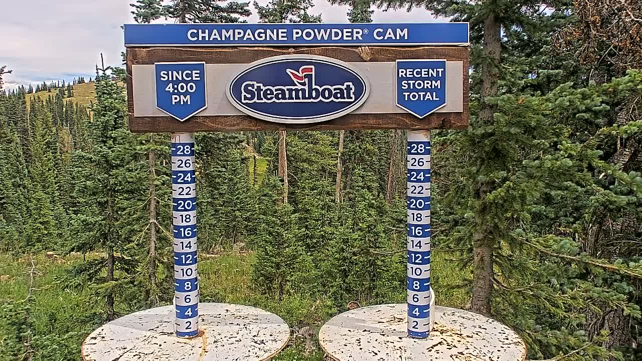 Steamboat Springs Sunshine Peak & Champagne Powder Live Cam - Steamboat Springs, Routt County, Colorado, USA