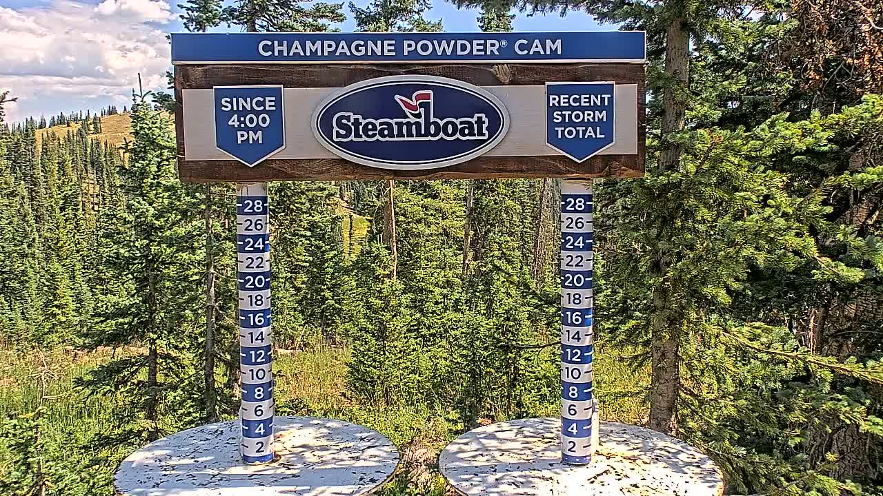Steamboat Springs Sunshine Peak & Champagne Powder Live Cam - Steamboat Springs, Routt County, Colorado, USA