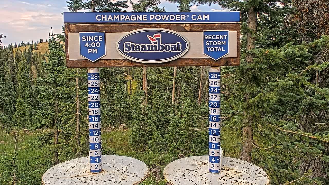 Steamboat Springs Sunshine Peak & Champagne Powder Live Cam - Steamboat Springs, Routt County, Colorado, USA