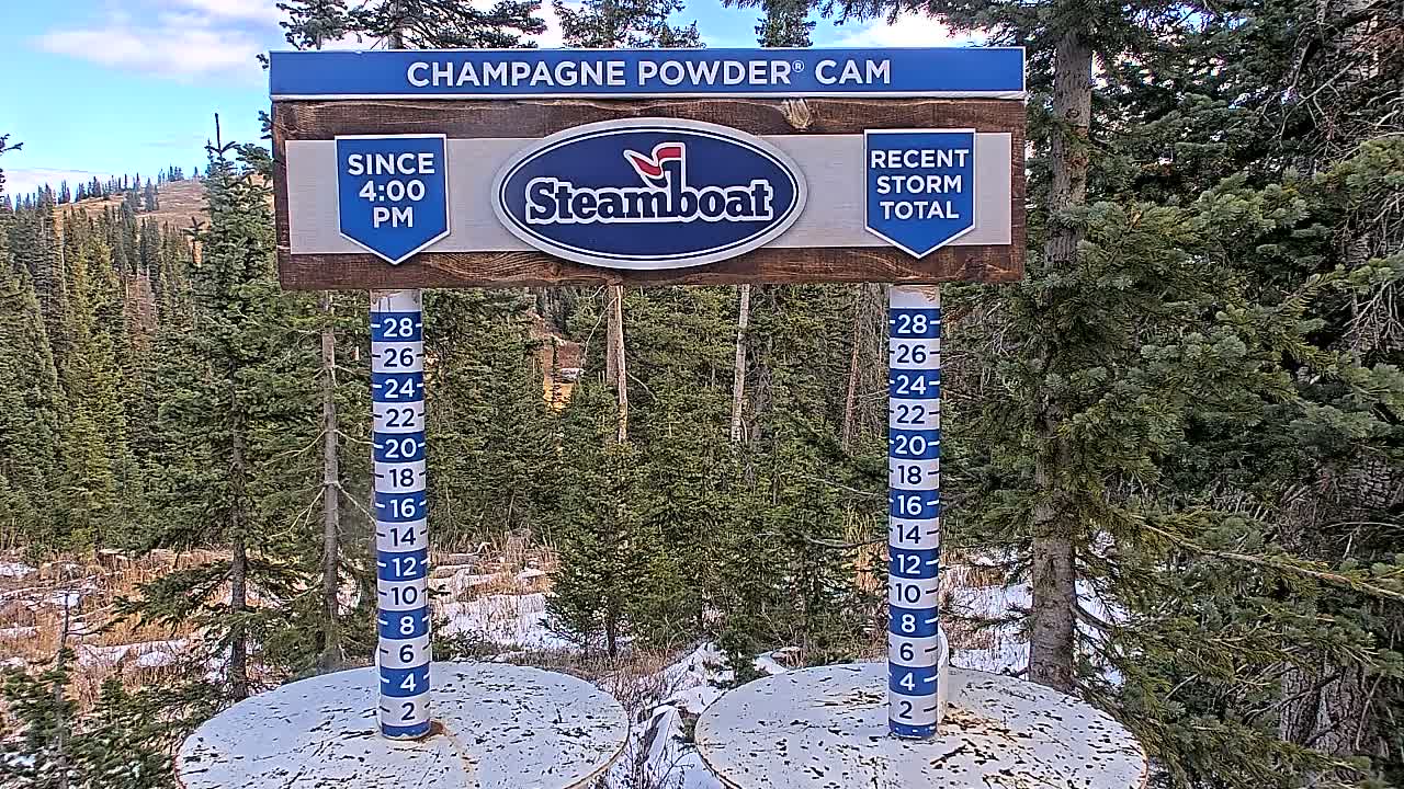 Steamboat Springs Sunshine Peak & Champagne Powder Live Cam - Steamboat Springs, Routt County, Colorado, USA