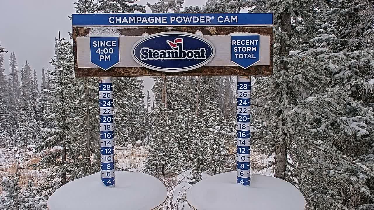 Steamboat Springs Sunshine Peak & Champagne Powder Live Cam - Steamboat Springs, Routt County, Colorado, USA