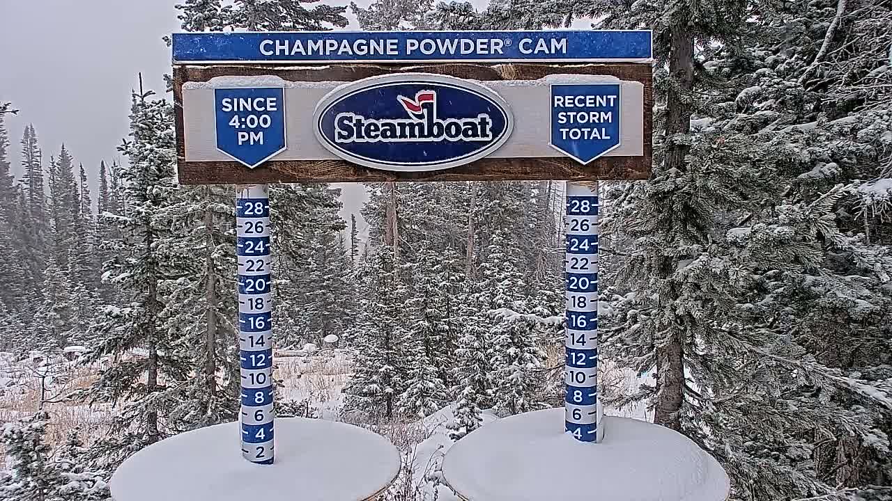 Steamboat Springs Sunshine Peak & Champagne Powder Live Cam - Steamboat Springs, Routt County, Colorado, USA