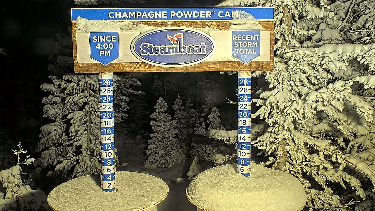 Steamboat Springs Sunshine Peak & Champagne Powder Live Cam - Steamboat Springs, Routt County, Colorado, USA