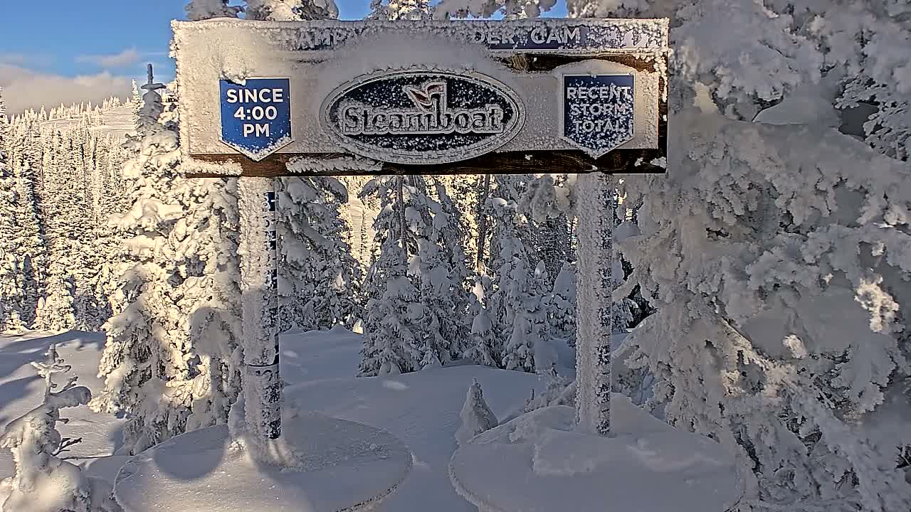 Steamboat Springs Sunshine Peak & Champagne Powder Live Cam - Steamboat Springs, Routt County, Colorado, USA