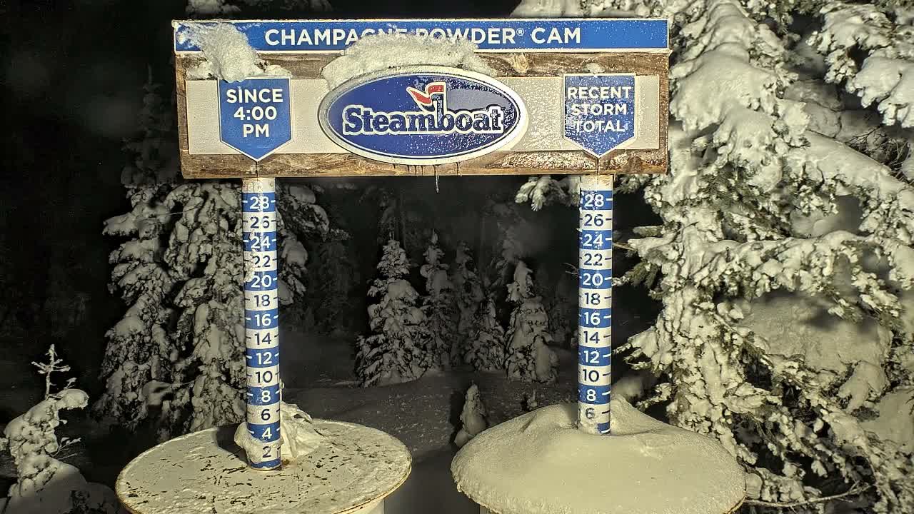 Steamboat Springs Sunshine Peak & Champagne Powder Live Cam - Steamboat Springs, Routt County, Colorado, USA