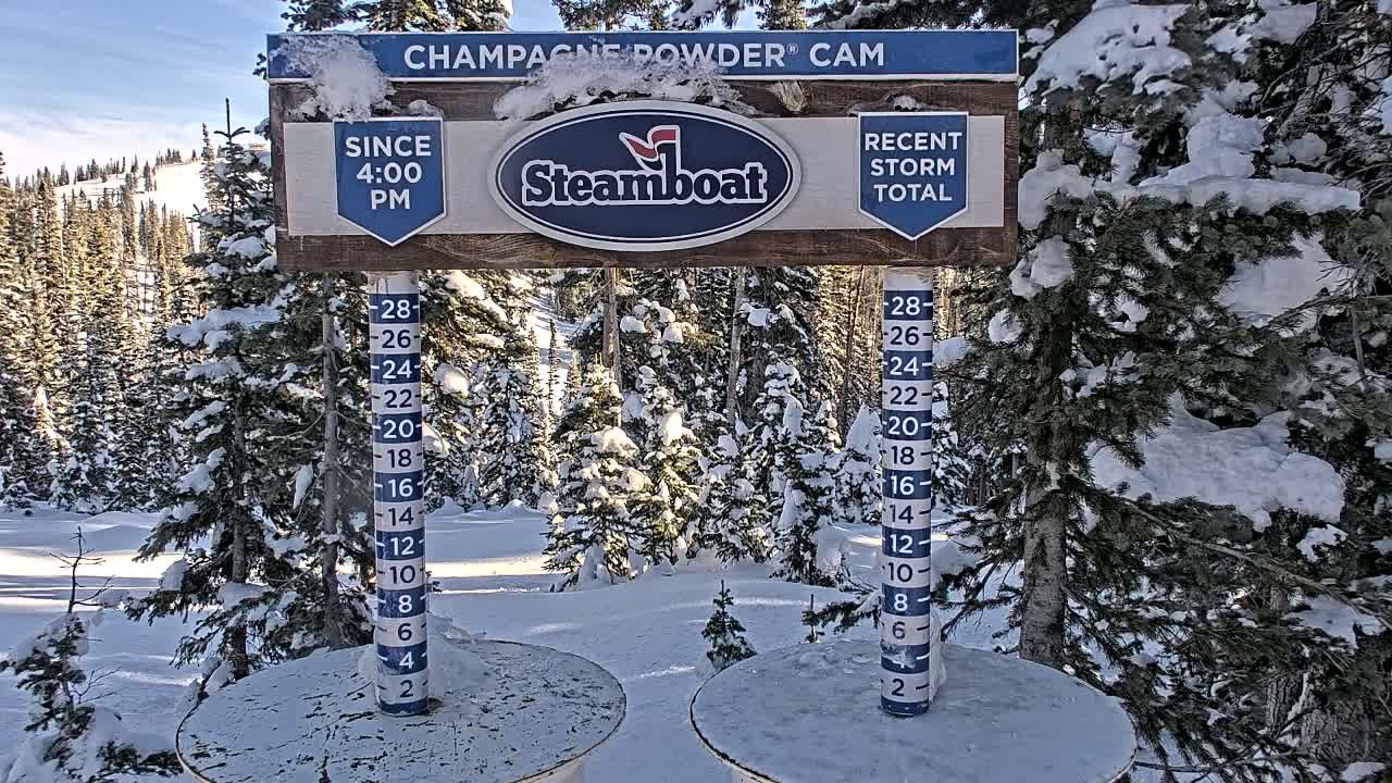Steamboat Springs Sunshine Peak & Champagne Powder Live Cam - Steamboat Springs, Routt County, Colorado, USA