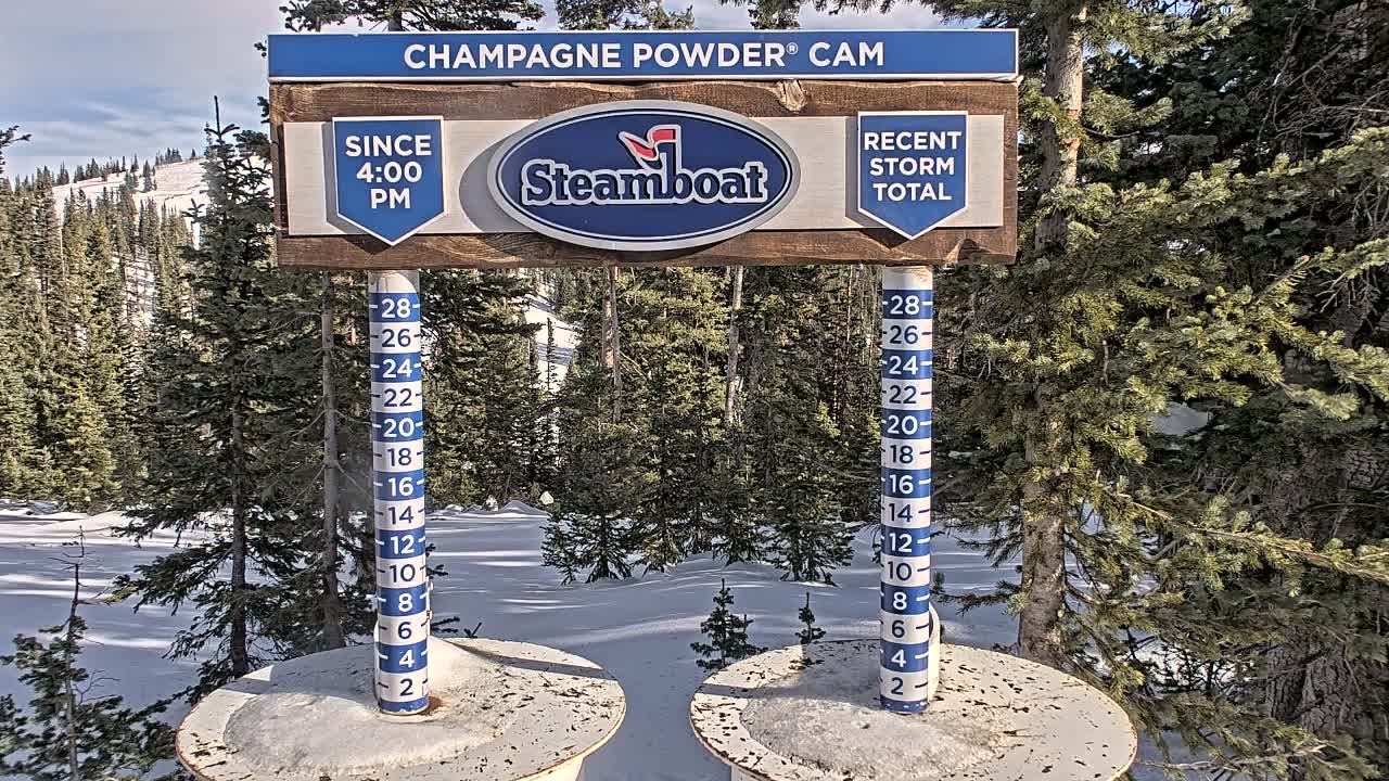Steamboat Springs Sunshine Peak & Champagne Powder Live Cam - Steamboat Springs, Routt County, Colorado, USA