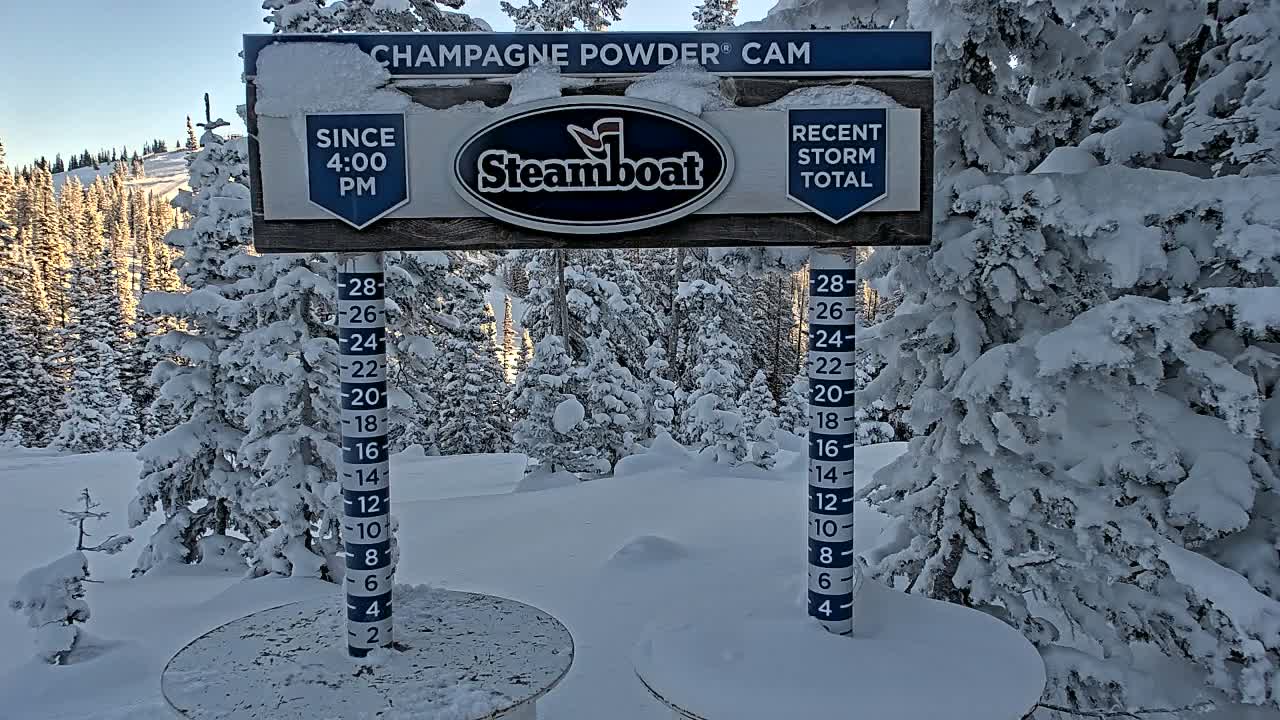 Steamboat Springs Sunshine Peak & Champagne Powder Live Cam - Steamboat Springs, Routt County, Colorado, USA