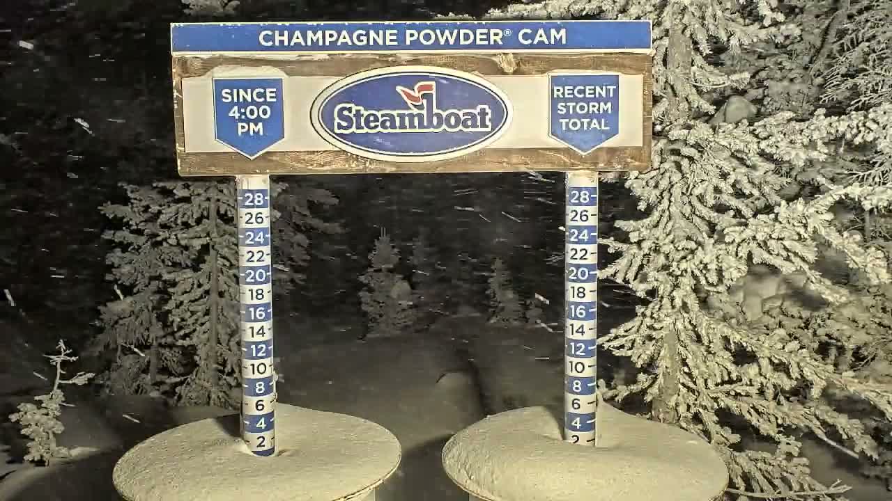 Steamboat Springs Sunshine Peak & Champagne Powder Live Cam - Steamboat Springs, Routt County, Colorado, USA