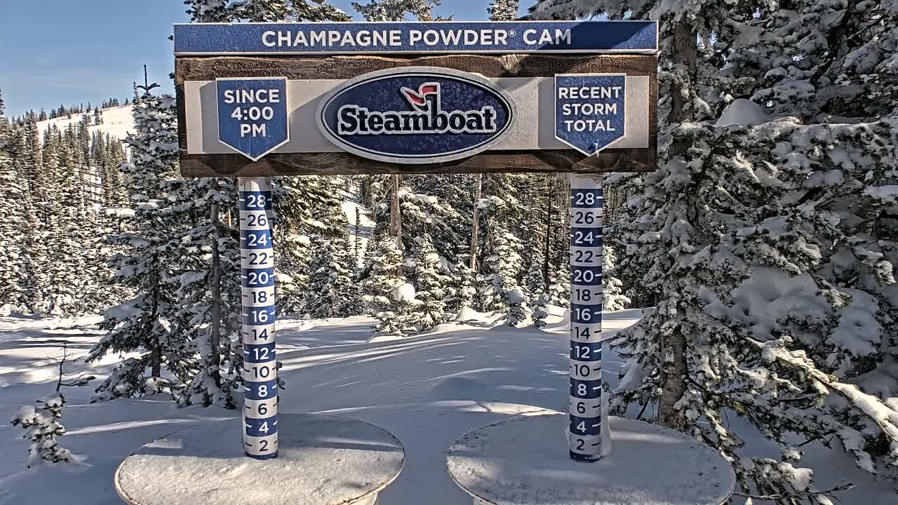 Steamboat Springs Sunshine Peak & Champagne Powder Live Cam - Steamboat Springs, Routt County, Colorado, USA