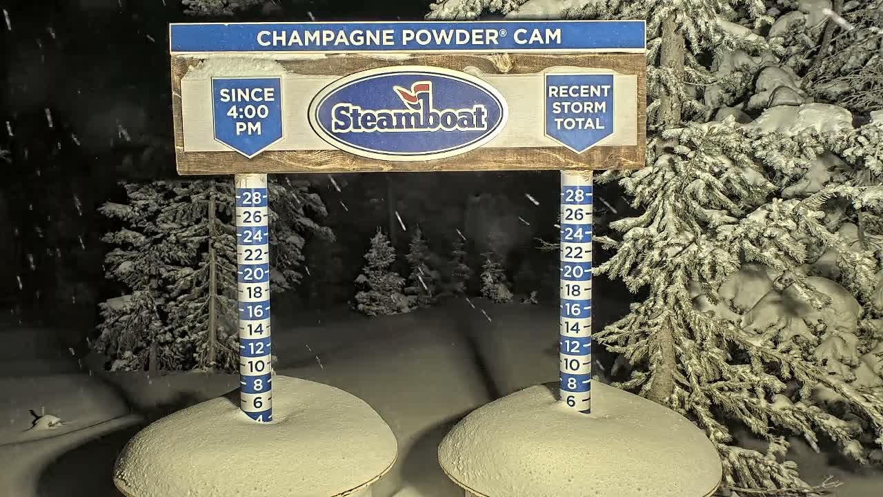 Steamboat Springs Sunshine Peak & Champagne Powder Live Cam - Steamboat Springs, Routt County, Colorado, USA