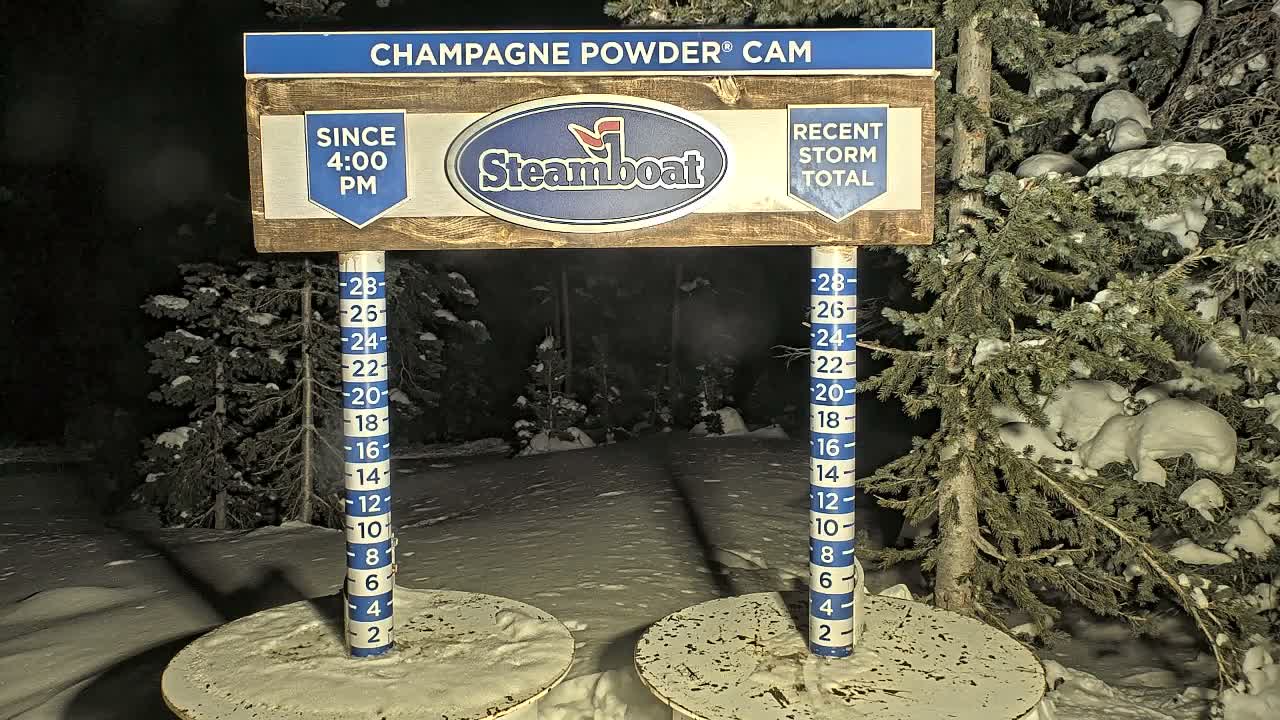 Steamboat Springs Sunshine Peak & Champagne Powder Live Cam - Steamboat Springs, Routt County, Colorado, USA