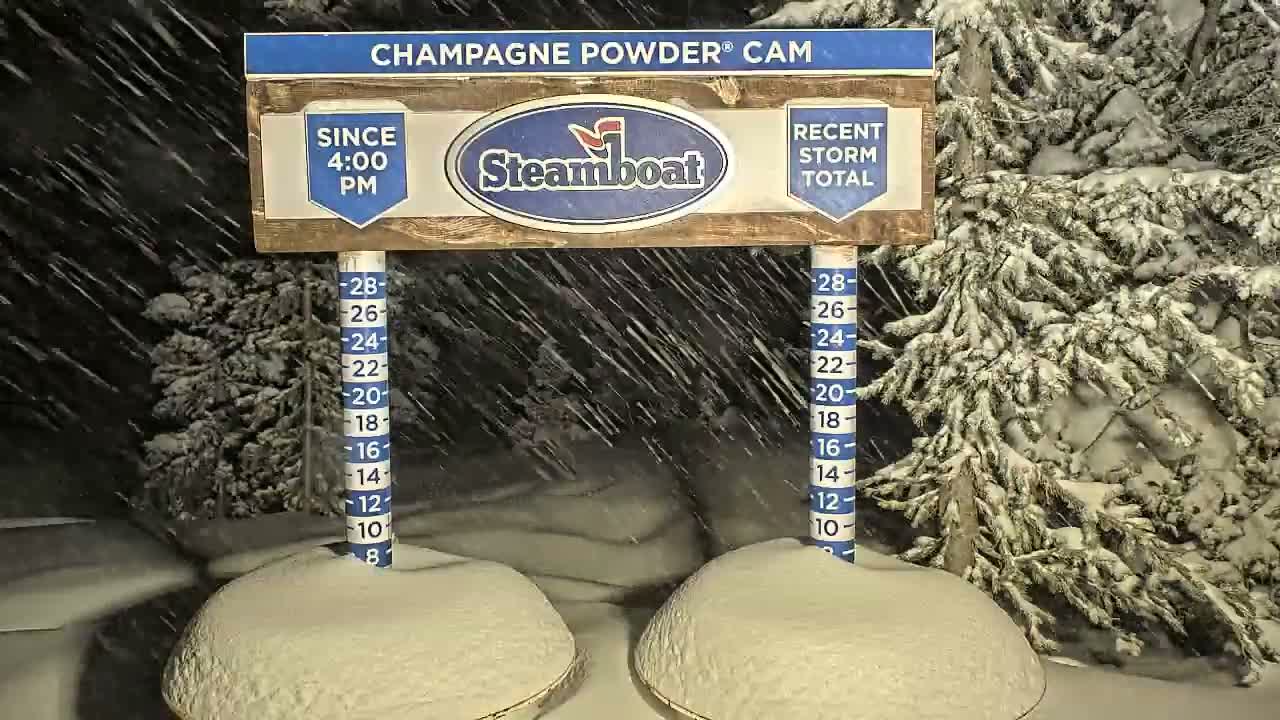 Steamboat Springs Sunshine Peak & Champagne Powder Live Cam - Steamboat Springs, Routt County, Colorado, USA