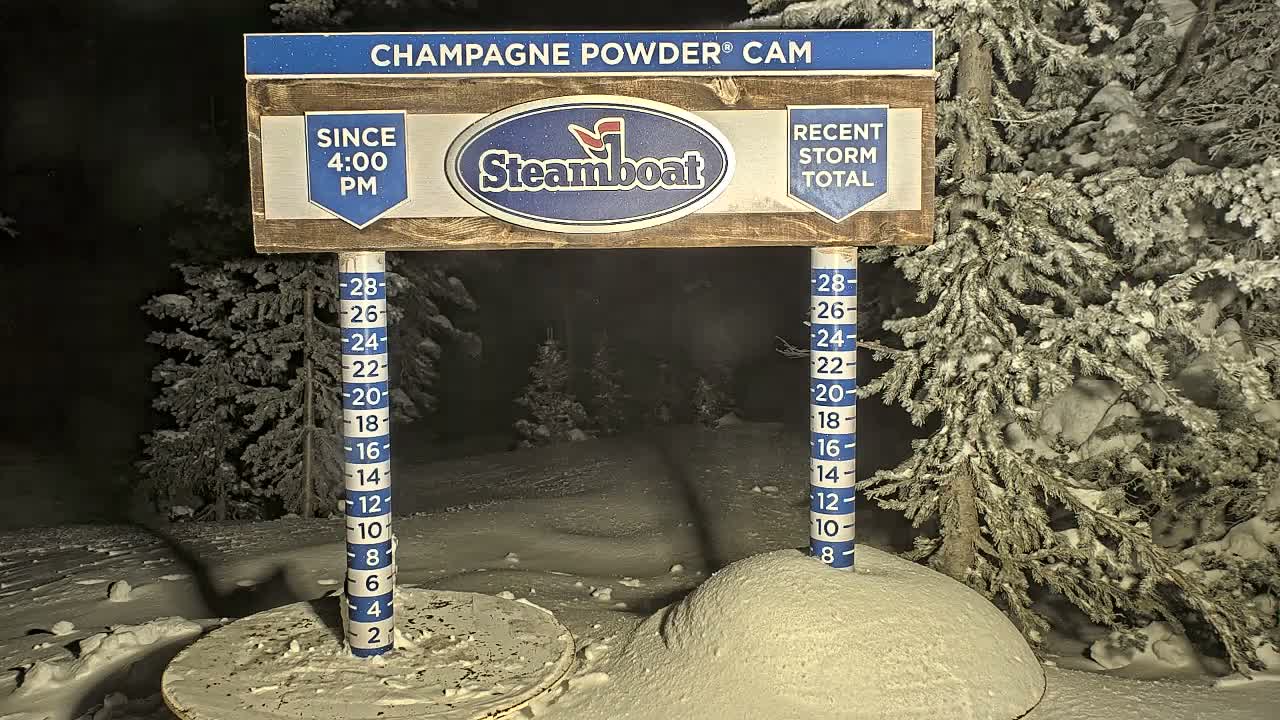 Steamboat Springs Sunshine Peak & Champagne Powder Live Cam - Steamboat Springs, Routt County, Colorado, USA